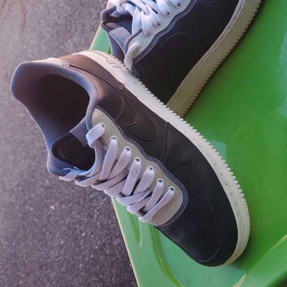 Nike Air Force 1 Low '07 LV8 1Black Pure Platinum , AO2439 002 Sz 10 - Picture 2 of 14